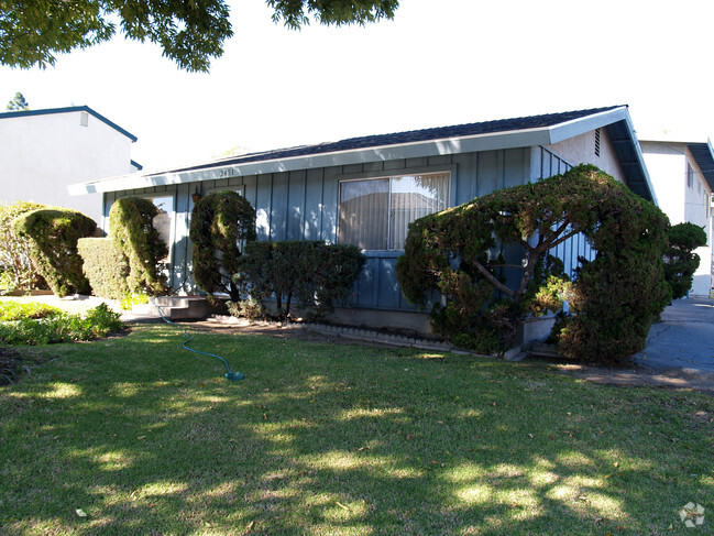 Building Photo - 2451 Elden Ave