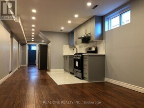 Building Photo - 1161 Shadeland Dr