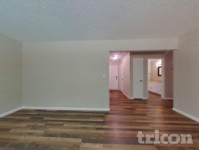 Foto del edificio - 1200 Muirswood Way