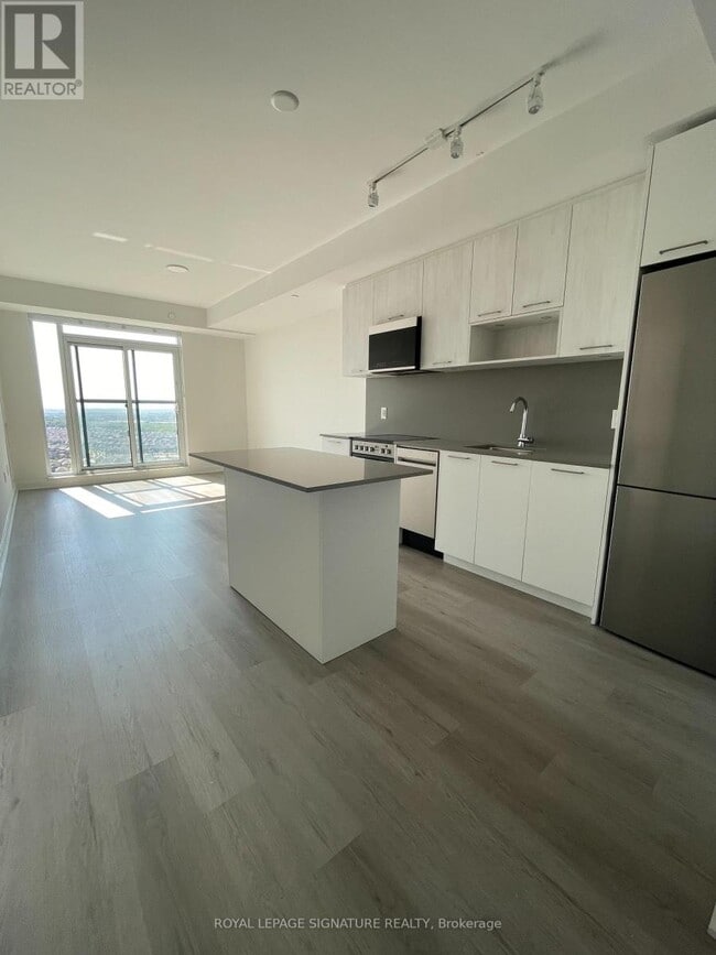 Building Photo - 40-2040 Lagerfeld Dr