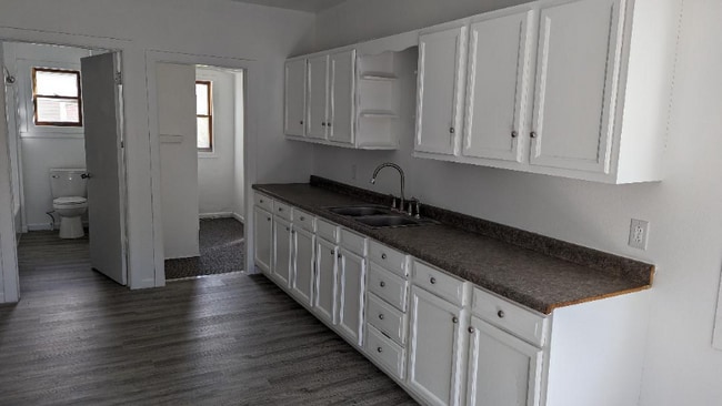 Foto del edificio - 2262 S Hamilton St