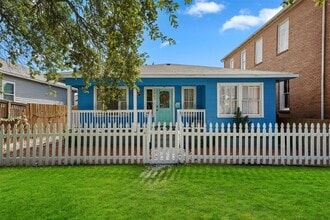 Building Photo - 2907 Avenue M 1/2