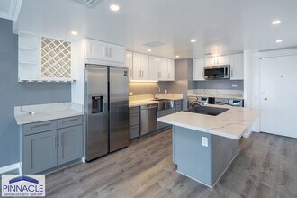 Building Photo - 700 Richards St