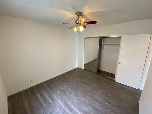 Foto del edificio - 3728 S Bentley Ave