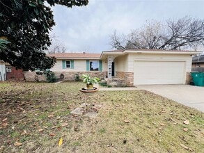 Building Photo - 1847 N Allen Ln