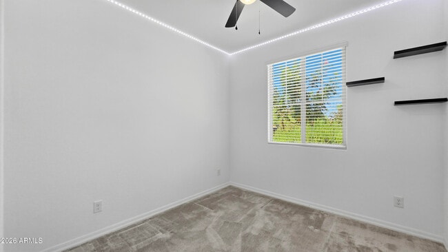 Foto del edificio - 15650 W Morning Glory St