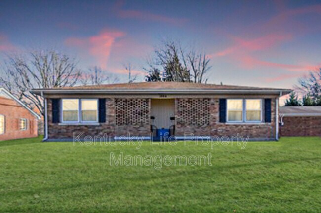 Building Photo - 2094 Garden Springs Dr