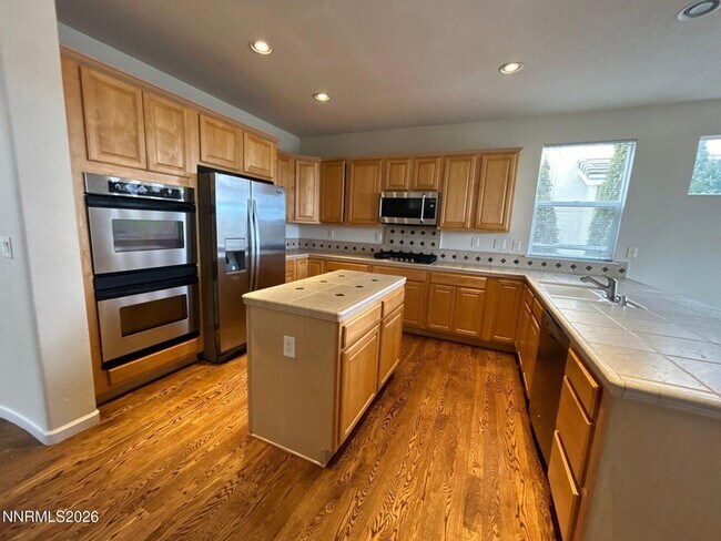 Foto del edificio - 3084 10 Mile Dr