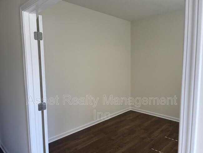 Building Photo - 6092 Bayonet Ln