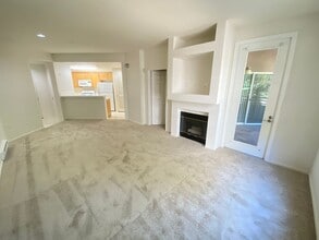 Building Photo - 240 Caldecott Ln