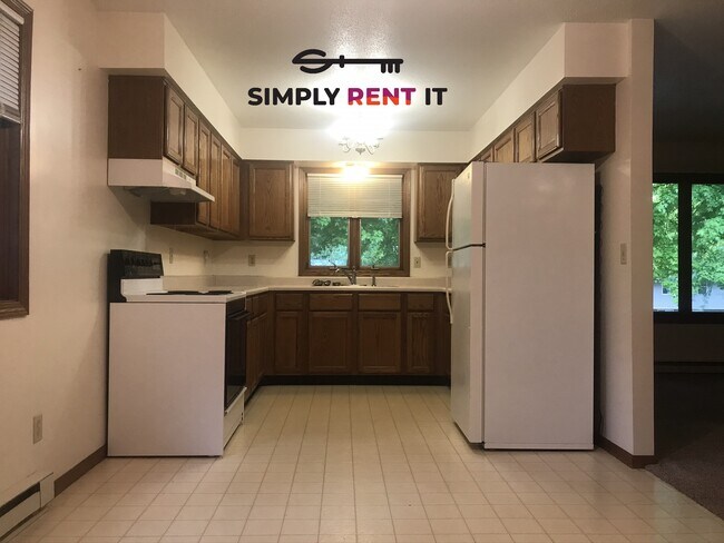 Foto del edificio - 2 Bedroom With Off-Street Parking in Nevada, IA