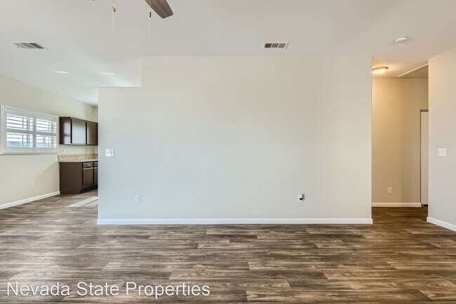 Building Photo - 3 br, 2 bath House - 2726 Wood Drift