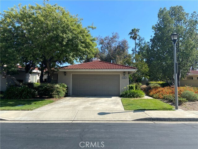 Building Photo - 1294 Upland Hills Dr N