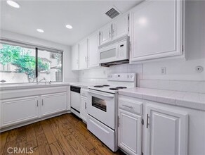 Building Photo - 21500 Califa St