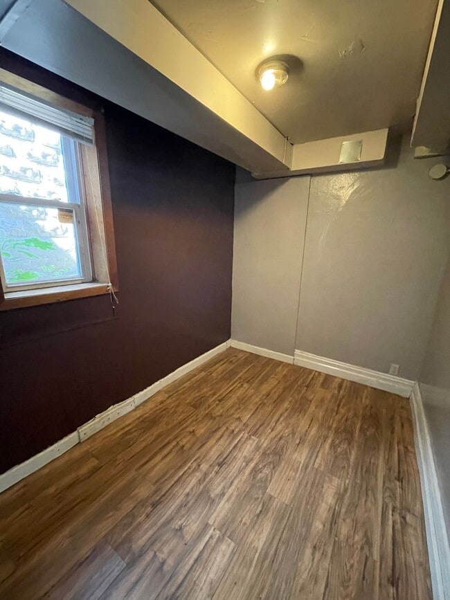 Foto del edificio - 2435 S 9th St