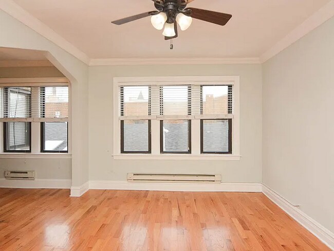 Foto del edificio - 4738 N Hermitage Ave