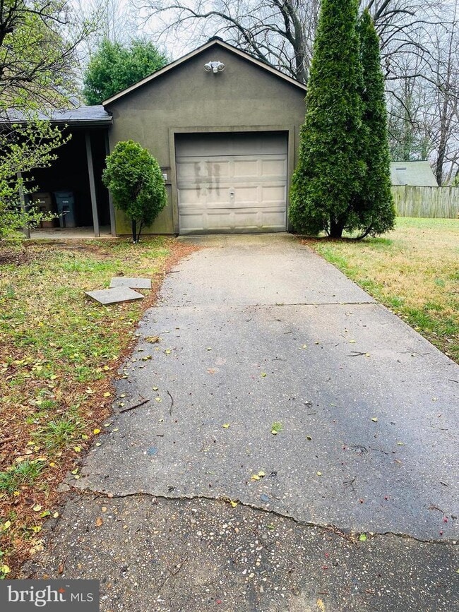 Building Photo - 13314 Okinawa Ave