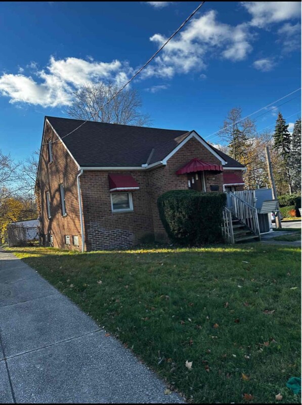 Building Photo - 16008 Harvard Ave