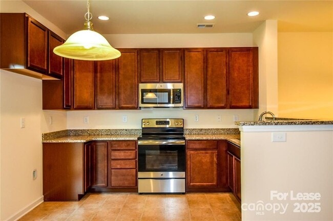 Building Photo - 194 Limerick Rd