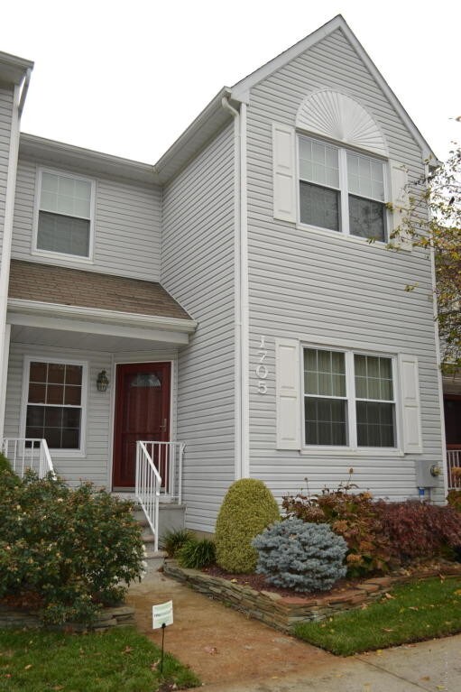 Building Photo - 1705 Wagon Wheel Ct