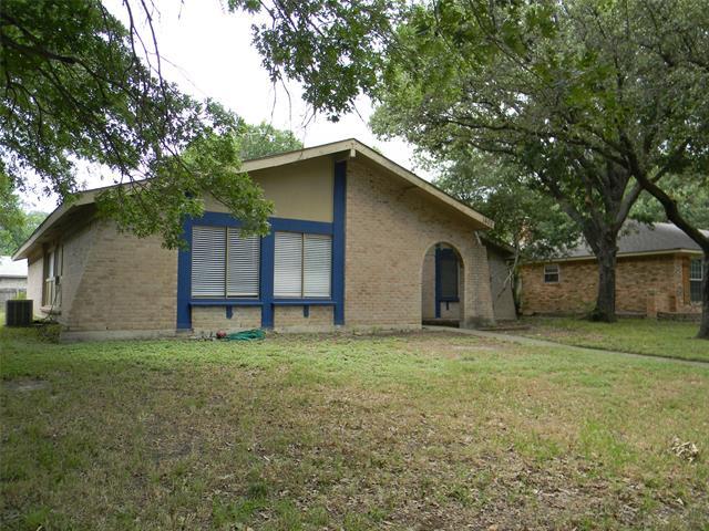 Building Photo - 1402 Forestglen Dr
