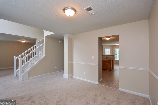 Building Photo - 312 Asgard Ct