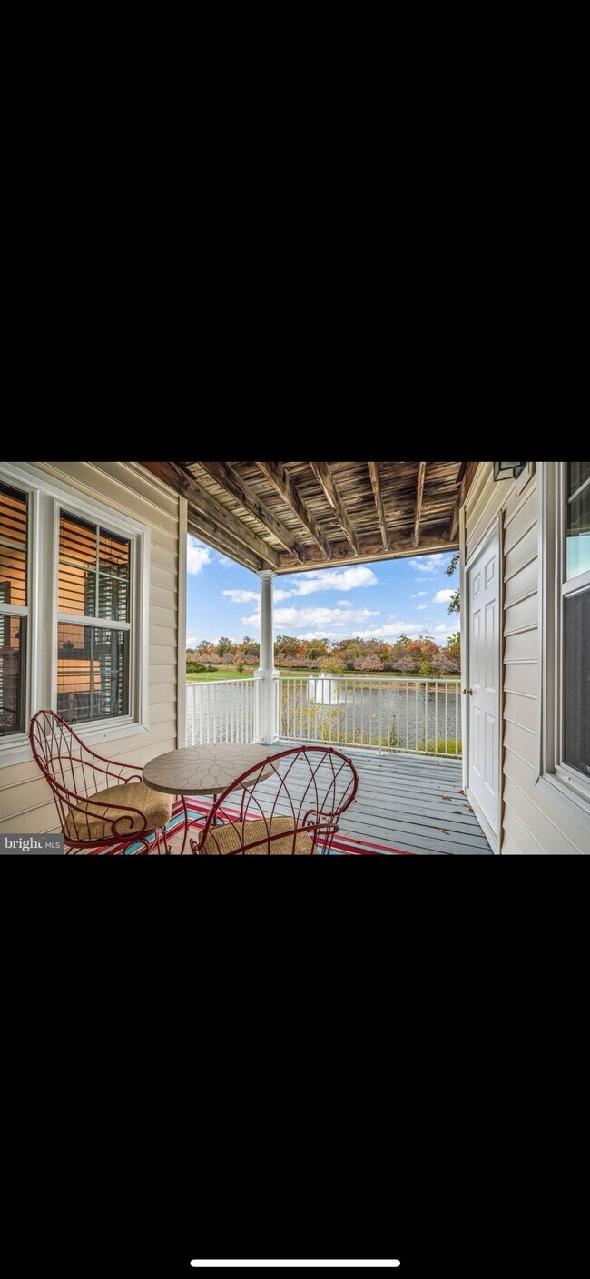 Foto del edificio - 43114 Watercrest Square