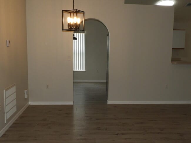 Foto del edificio - 1520 Vista Lake Cir