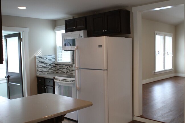 Foto del edificio - Fantastic East Nashville home close to She...