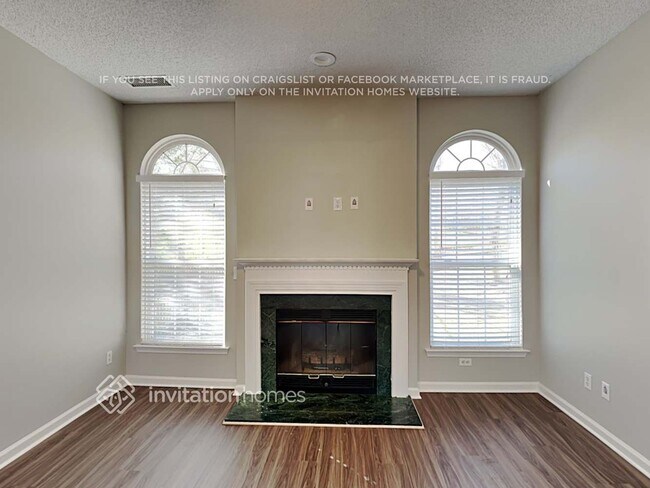 Foto del edificio - 3440 Betterton Ln