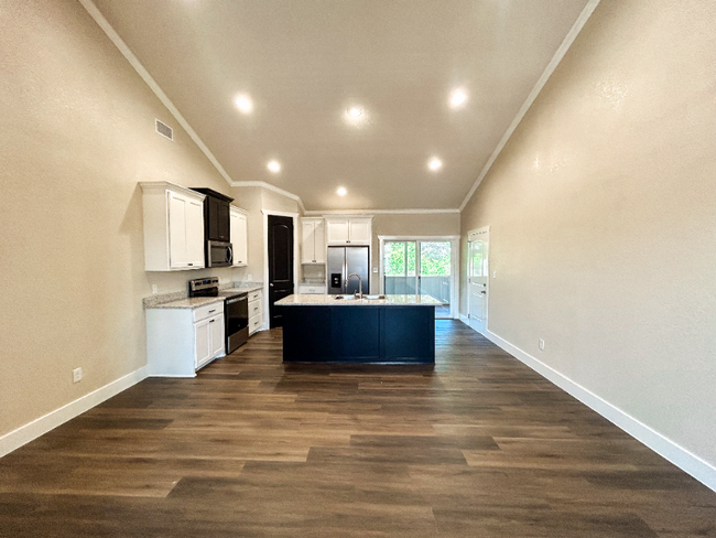 Building Photo - 3681 Cooper Rdg Dr