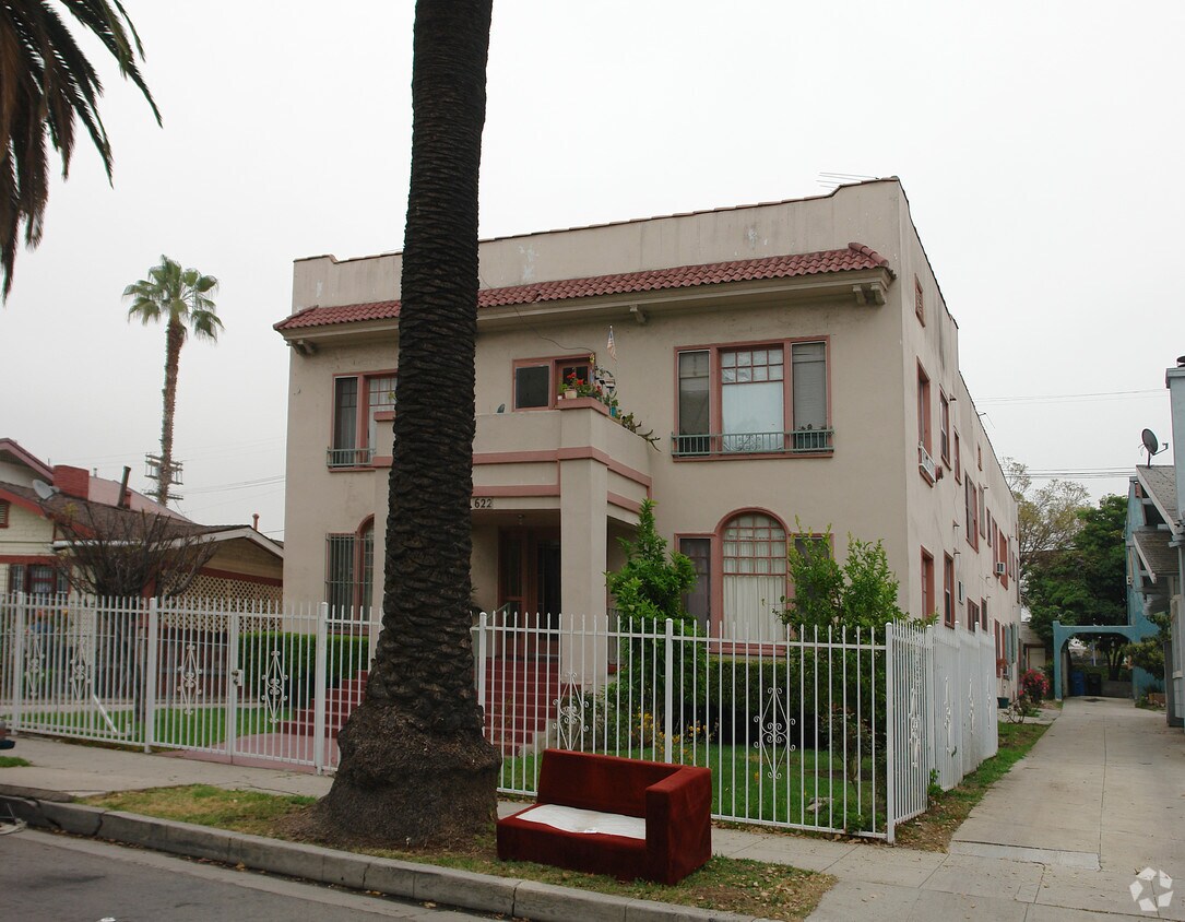 Foto del edificio - 622 N New Hampshire Ave