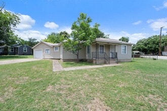 Building Photo - 1501 Greenbrier Dr