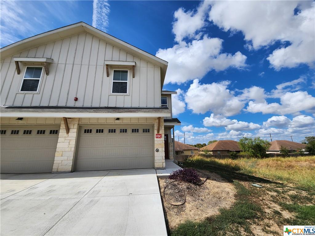 314 Untermaier St, Canyon Lake, TX 78130 Townhome Rentals in Canyon Lake TX