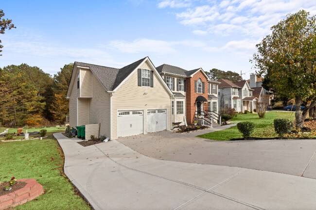 Foto del edificio - 1162 Berryhill Dr