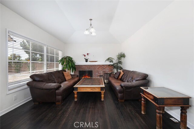Building Photo - 14151 Chandler Blvd