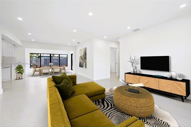 Foto del edificio - 172 SW 35th Terrace