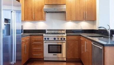 Building Photo - 88 E San Fernando St