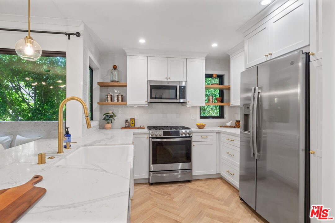 Primary Photo - 1115 19th St