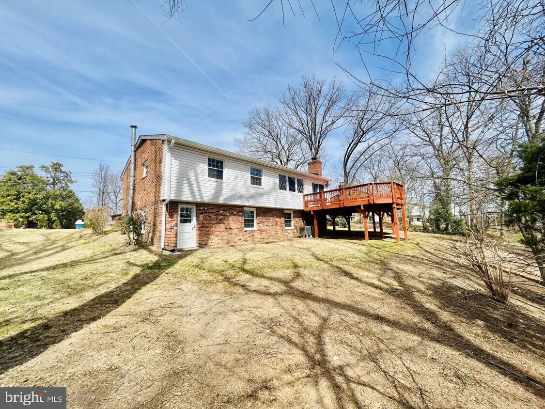 6705 Jerome St, Springfield, VA 22150 House Rental in Springfield, VA