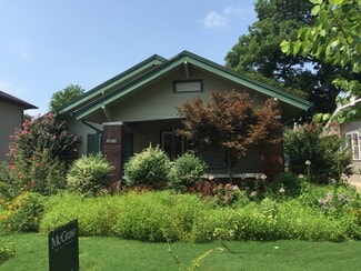Building Photo - 1418 South Elwood Avenue