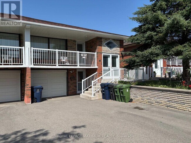 Building Photo - 54 Hisey Crescent