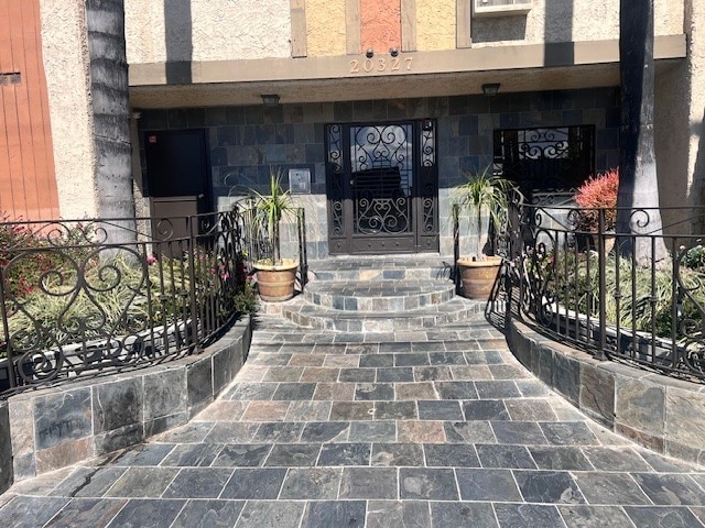 Foto principal - 20327 Saticoy St