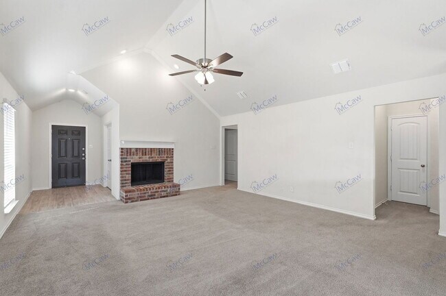 Foto del edificio - 422 Greenhaven Dr