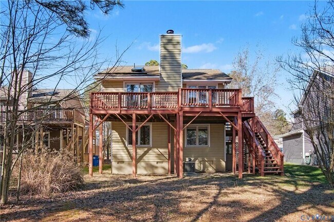 Building Photo - Convenient Midlothian Lucks Lane area on the water!