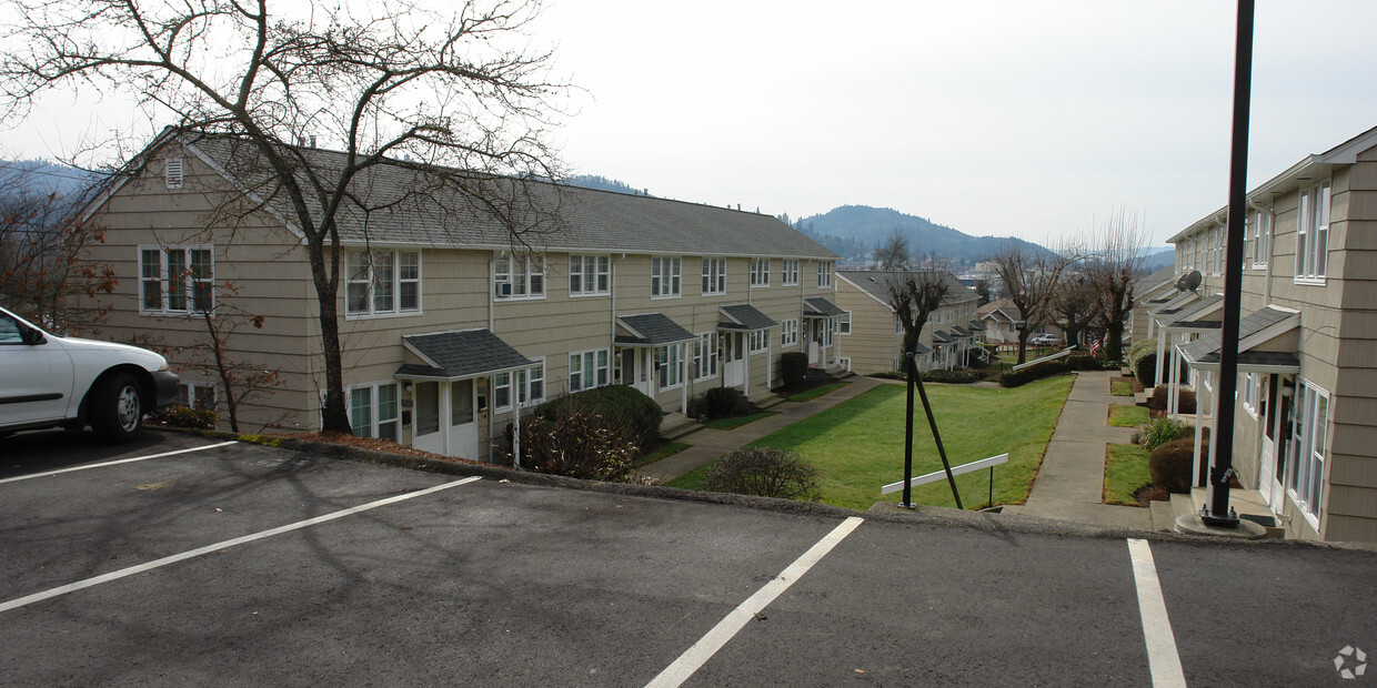 Primary Photo - Terrace Apartments