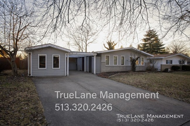 Building Photo - 8815 Fontainebleau Terrace