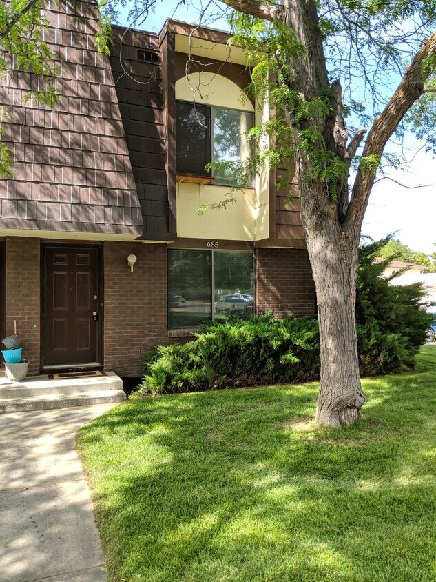 685 N Fanning Ave, Idaho Falls, ID 83401 Townhome Rentals in Idaho