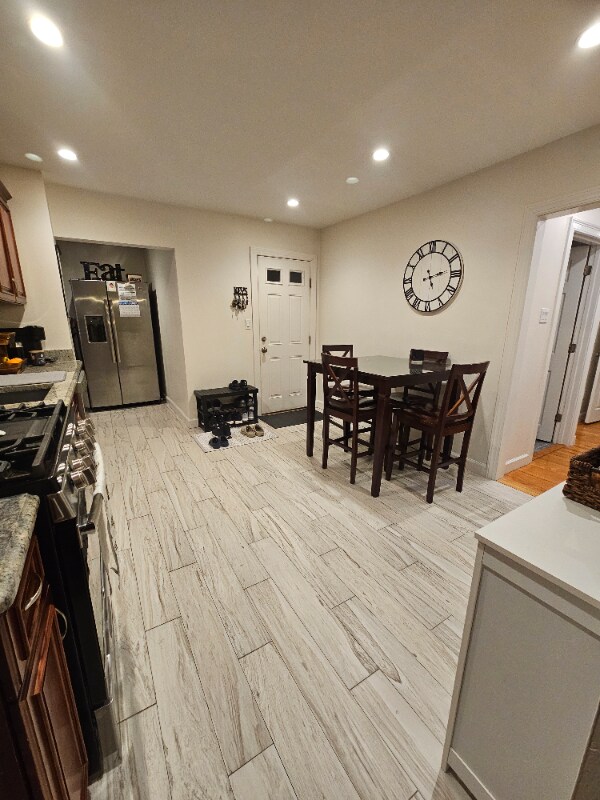 Foto del edificio - 275 Emerald St