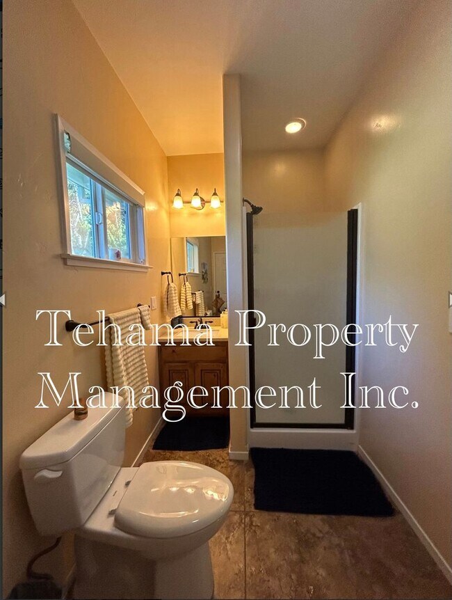 Foto del edificio - 14807 Hilltop Dr